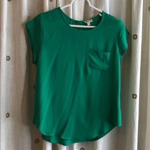 Lily white capped sleeve blouse